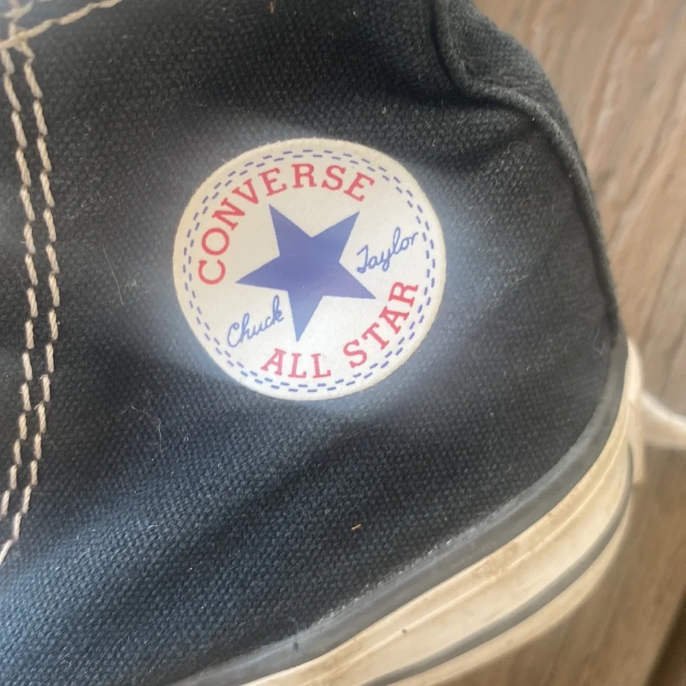 Converse - Picture 3 of 6